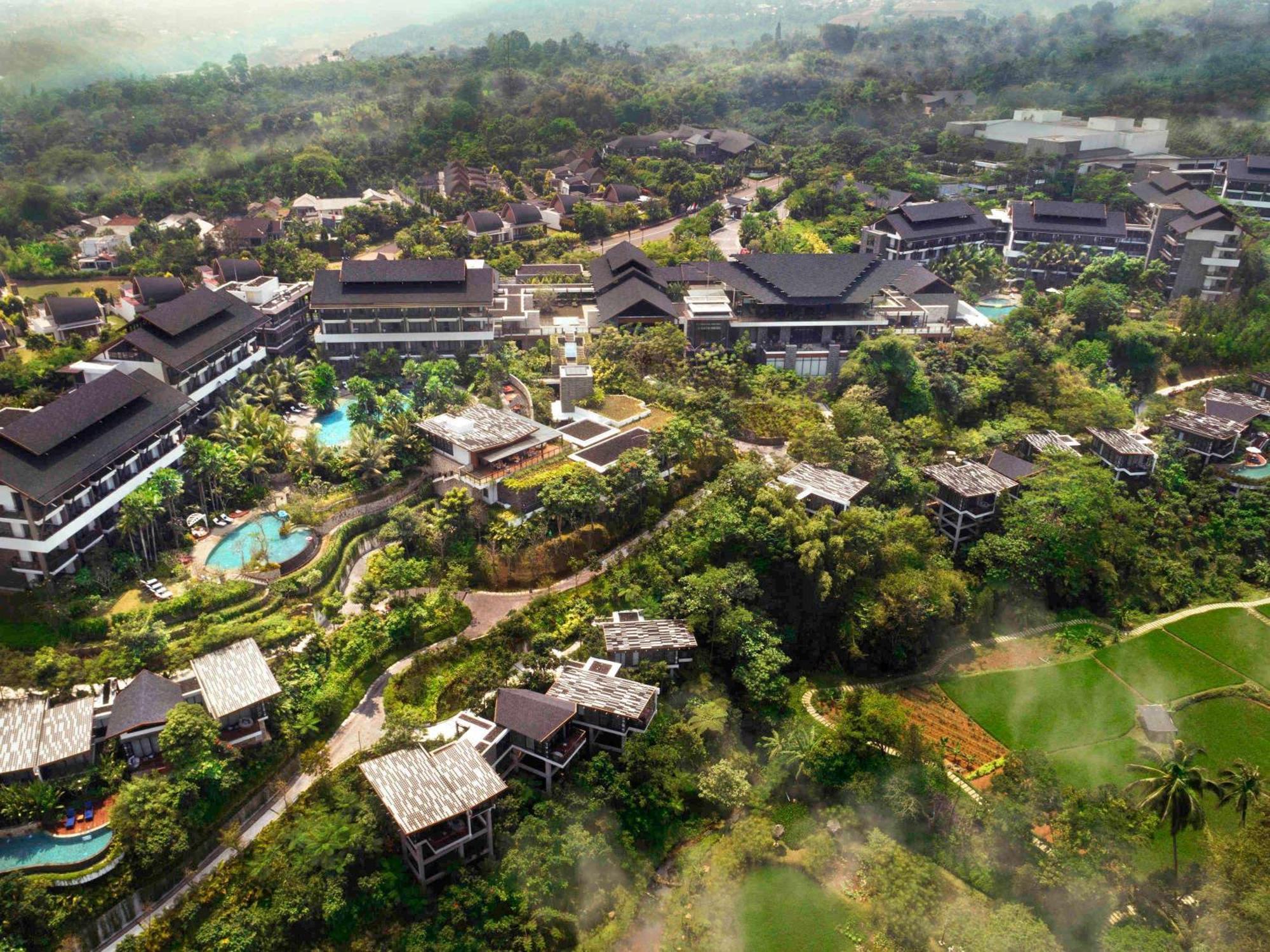 Pullman Ciawi Vimala Hills Resort Bogor Buitenkant foto