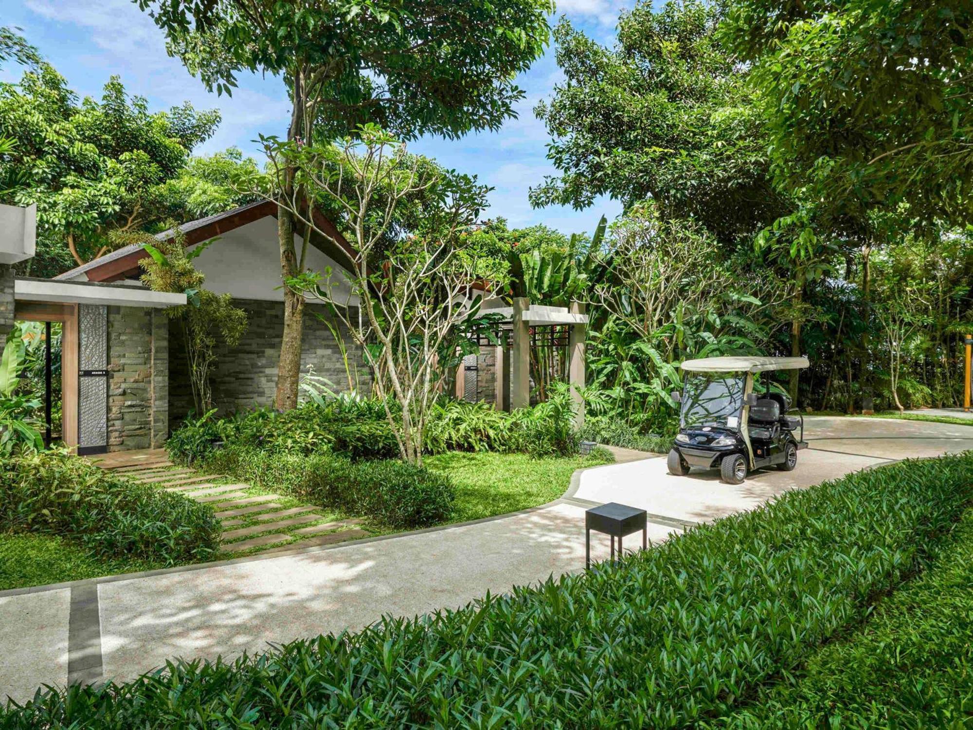 Pullman Ciawi Vimala Hills Resort Bogor Buitenkant foto